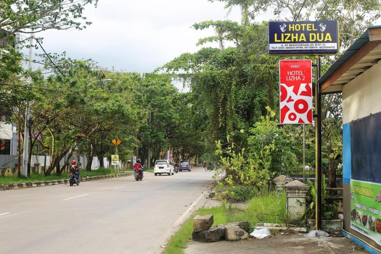 Oyo 90825 Hotel Lizha 2 Samarinda Εξωτερικό φωτογραφία